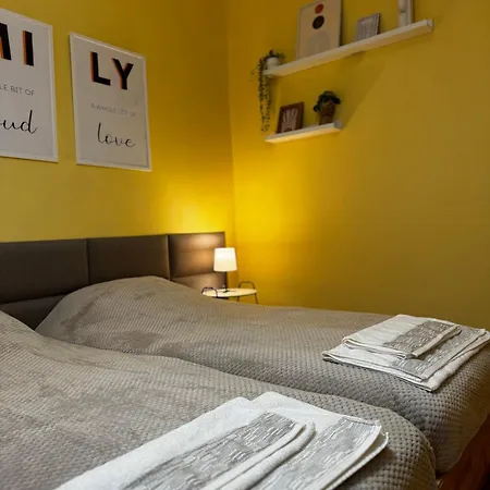 Apartman Oborishte Family Elegance With Garden View Szófia